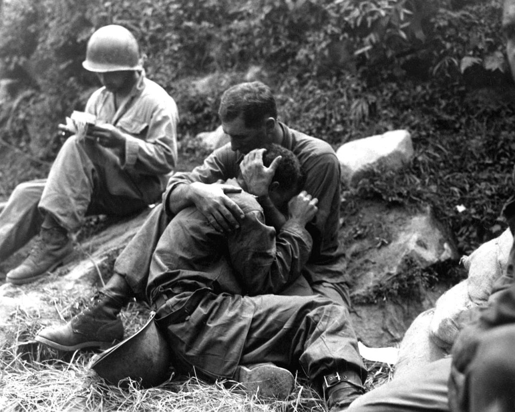 1280px-KoreanWarFallenSoldier1