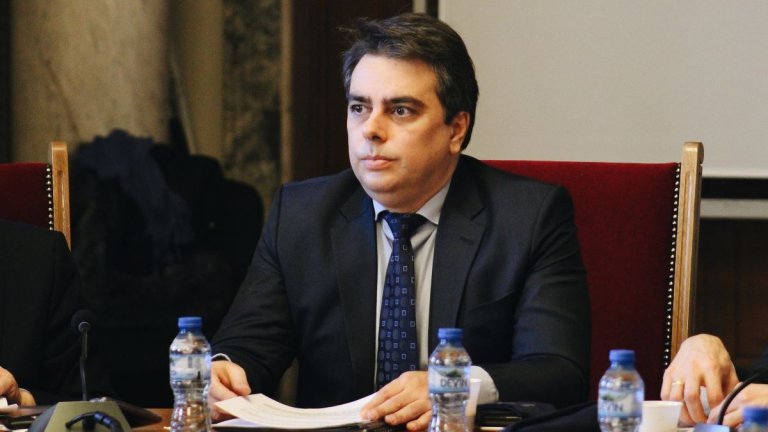 Планирано е брутният вътрешен продукт на страната да нарасне с 4,8%, обяви Асен Василев