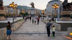 Лидерите предупреждават за неприятности на Балканите след блокирането на старта на преговорите за членство в ЕС
