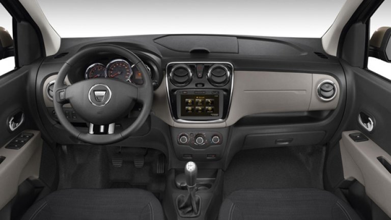 Интериорът е по-изискан и качествен