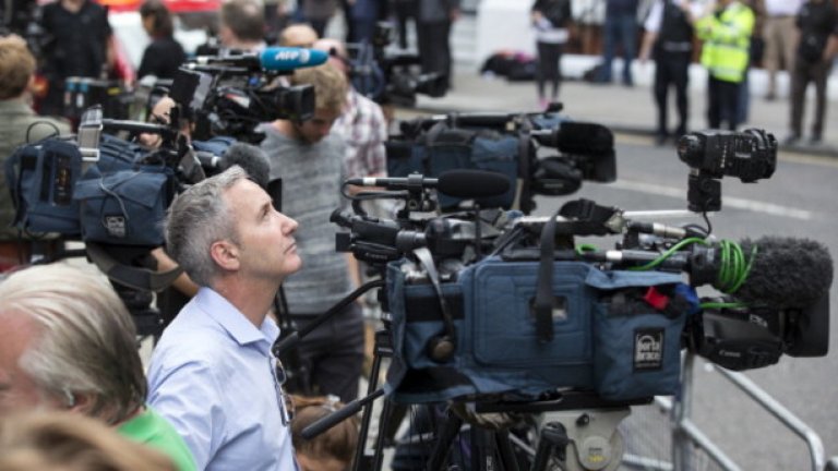 Джулиан Асанж смята да напусне посолството на Еквадор