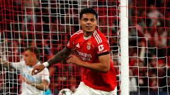 Моуриньо ликува, а страданията на Наполи в Европа продължават