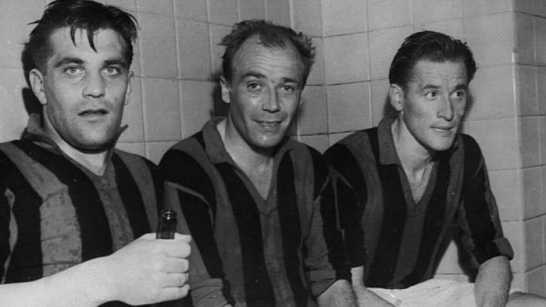 6. Гунар Нордал (вляво)
Петкратен голмайстор на Серия "А", като в един от сезоните вкарва 35 попадения в първенството. Нордал държи рекорда за най-много голове с екипа на "росонерите" - 221.
