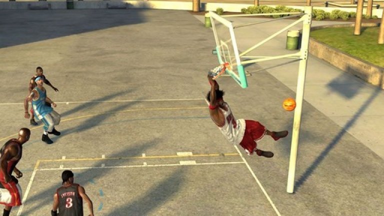NBA Street Vol. 2
NBA Street за пръв път се появи за Playstation 2 през 2001 г. Тя позволи да играете уличен баскетбол с реалните звезди от NBA и бързо се превърна в хит. Продължението NBA Street Volume 2 подобри нещата като графика и геймплей и предложи три различни играеми версии на Майкъл Джордан. Възможните атрактивни комбинации и трикове станаха още повече и играта си остана най-добрата сред Street изданията на EA.