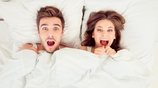 секс, любов, легло, двойка, изненада, забавен секс