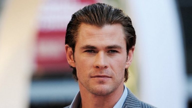 Хемсуърт през 2013-та година, преди да бъде удостоен с титлата "Най-секси мъж" в Холивуд