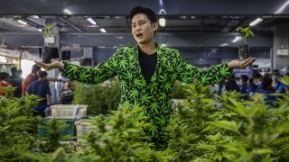 Как се затваря толкова доходоносна индустрия