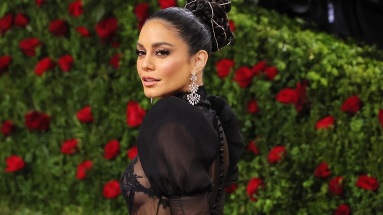 Ванеса Хъджинс за коронавирусаВ Instagram тя заявява: Това е вирус, разбирам. Но в същото време, ако всички се разболеем, някои хора ще умрат. Ужасно е, но е неизбежно.