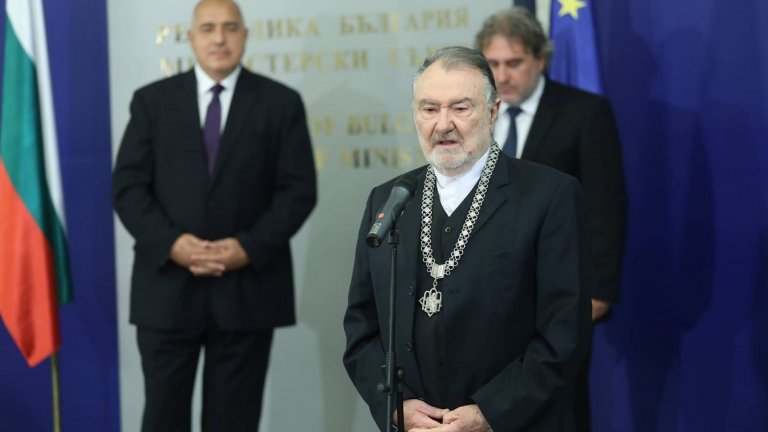 Михайлов покани зрителите в театъра, където участва в няколко постановки