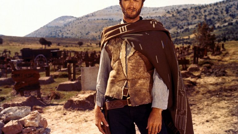 4. I'm a cowboy, wanted dead or alive
През 60-те Истууд остава верен на уестърна с участието си в три продукции на италианския режисьор Серджо Леоне –  "За шепа долари", "За няколко долара повече" и култовият "Добрият, лошият и злият". Тези филми стават световни хитове и носят международна популярност на актьора.