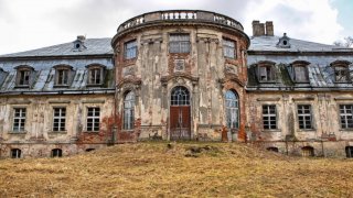 Предполага се, че близо до Вроцлав са скрити 10 тона съкровища