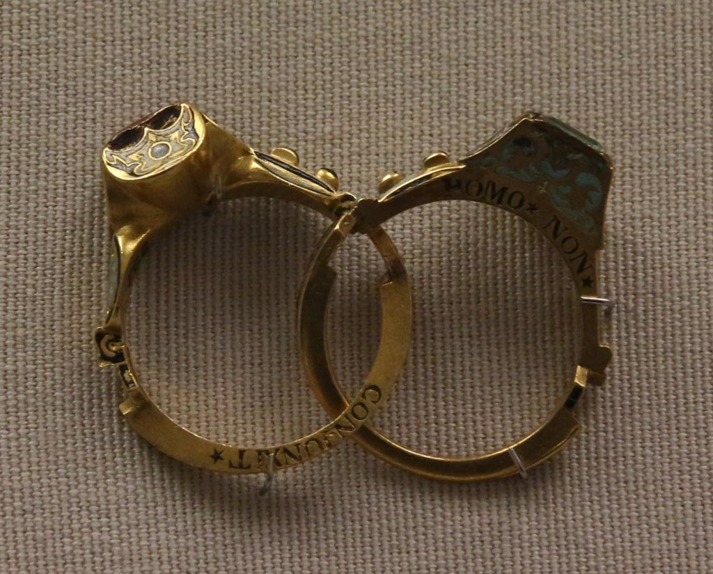 Gimmal_ring_british_museum