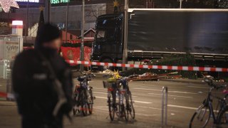 атентат в берлин, берлин, коледен базар в берлин
