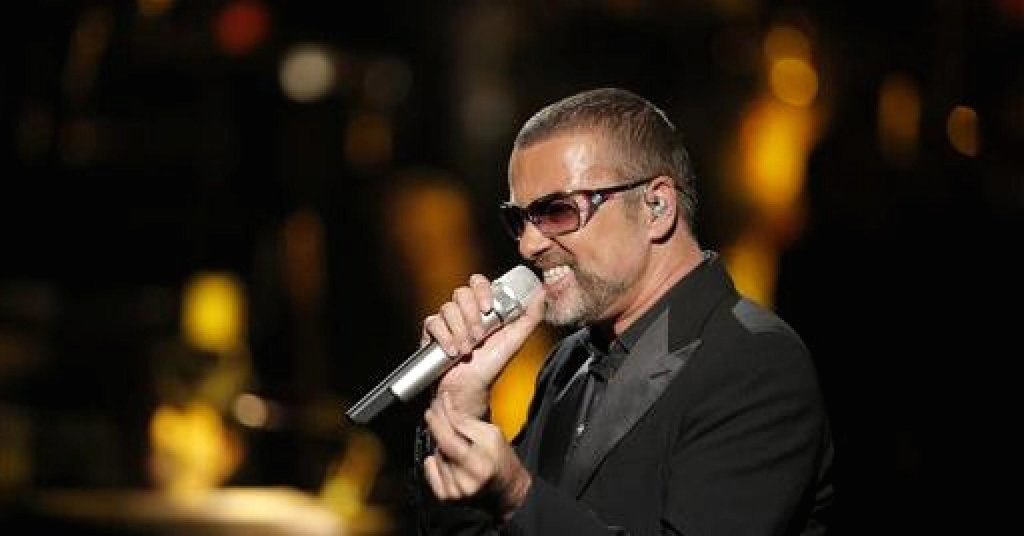 Джордж Майкъл  
Певецът си отиде на Коледа на 53-годишна възраст.