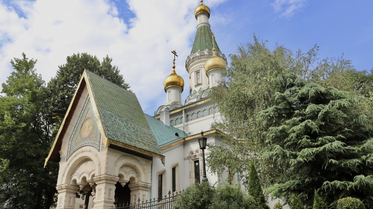 Решението е на Светия синод на Руската православна църква
