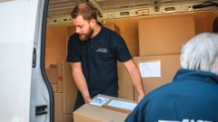 Припомняме, че през декември 2025 г. "Еконт" обяви, че спира пощенските пратки