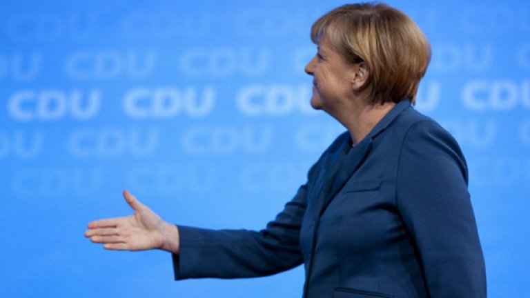 Меркел е готова да протегне ръка и към опонентите си