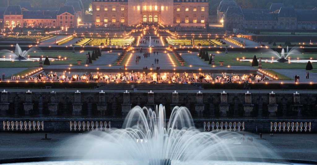 Chateau de Vaux le Vicomte Fountains, France