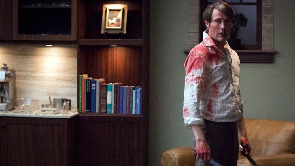 Hannibal, сезон 2
Взаимодействието между Мадс Микелсен и Хю Денси прави сериала невероятно напрегнат, а вторият му сезон е задължителен.