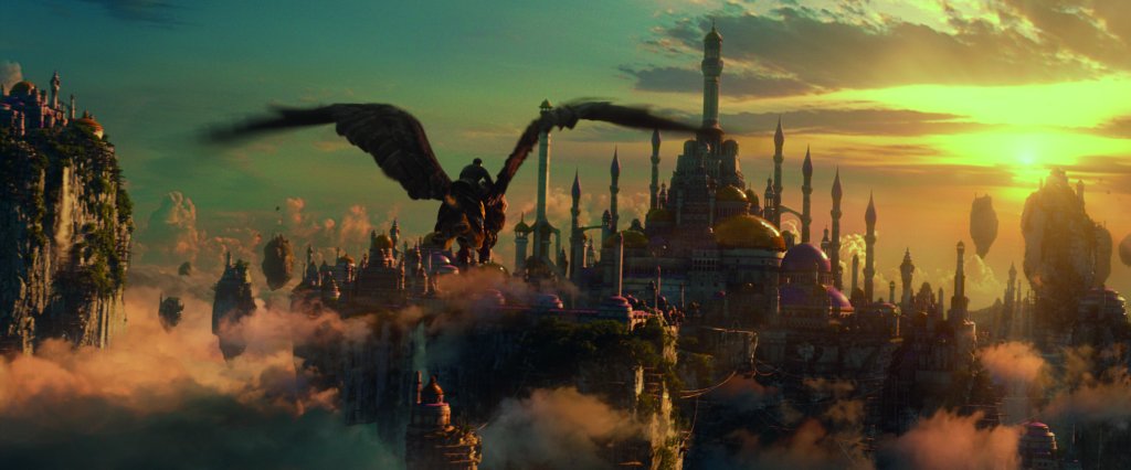 Тъй като тогава е премиерата на Star Wars, Warcraft се мести  за месец май.