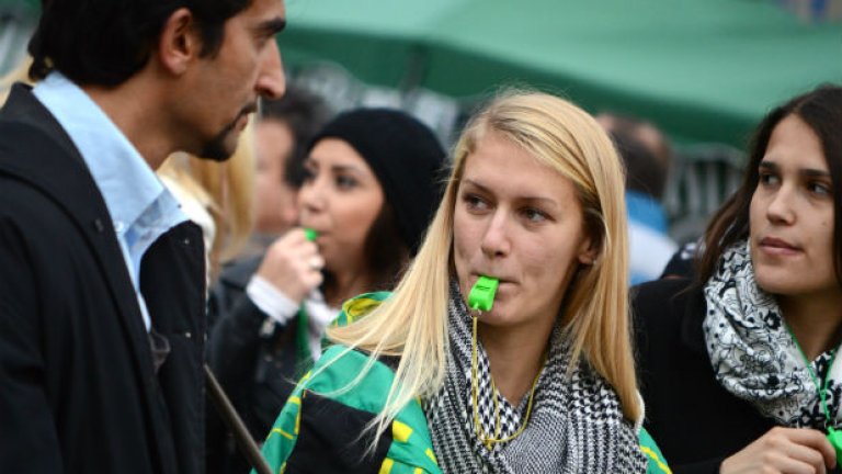 Студентите от СУ свалят окупацията (Обновена)