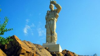 Дядо Йоцо е литературният герой, създаден от патриарха на българската литература Иван Вазов. Паметник на "виждащия" слепец е издигнат в село Очин дол, община Мездра, през 2005 г.