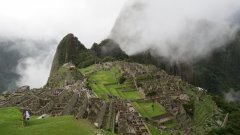 Градът на инките е далеч почти колкото Варна с нощния влак, но си струва да се види