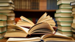 stack_of_books