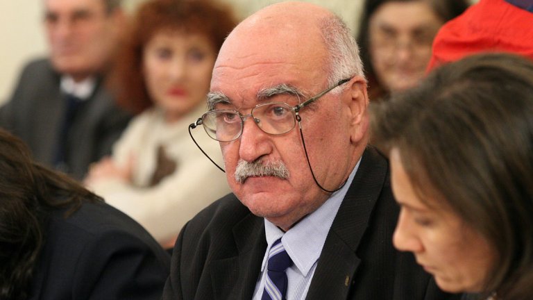 Управителят на НЗОК проф. Камен Плочев: Задълженията ни към други държави са 271 млн. лв.