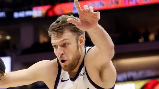 Везенков напуска Сакраменто, но остава в НБА! Ясен е новият му тим