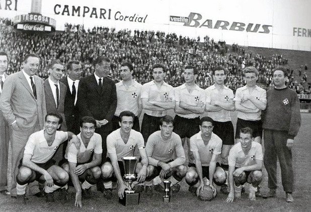 Фиорентина, 1961 г.
Първият тим, спечелил турнира след два финала с Рейнджърс. През този сезон обаче УЕФА не признава надпреварата, като я приема под своята шапка едва година по-късно. Което не пречи в Глазгоу да има 80 000, а във Флоренция - 50 хиляди, на двата финала.