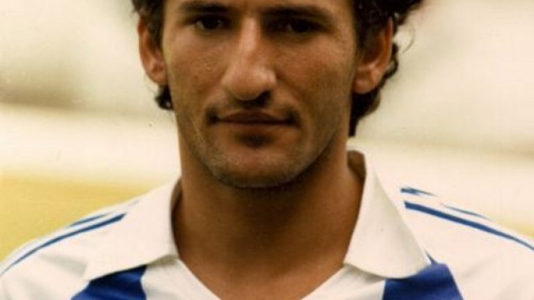 Чики Бегиристайн
Още един добър приятел на Христо Стоичков от Барселона и още един легендарен юноша на Сосиедад. Чики все още е в юношеските формации на клуба, когато той достига до шампионската тита в Ла Лига в два поредни сезона. През 1988-а е продаден на Барса за около 1.5 млн. долара.