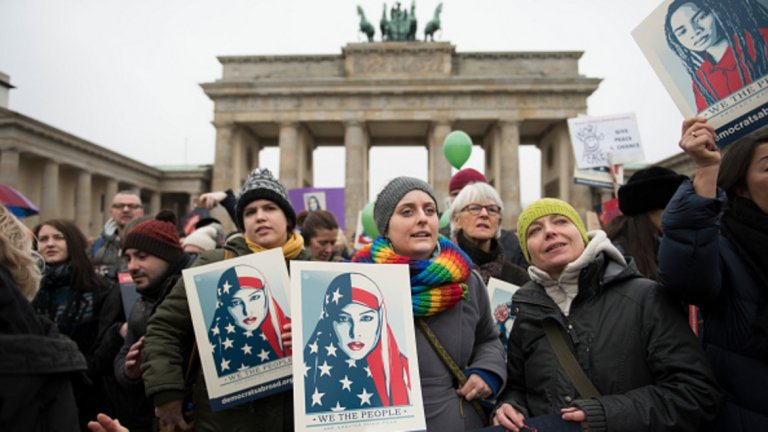 Берлин също се включи в похода на жените