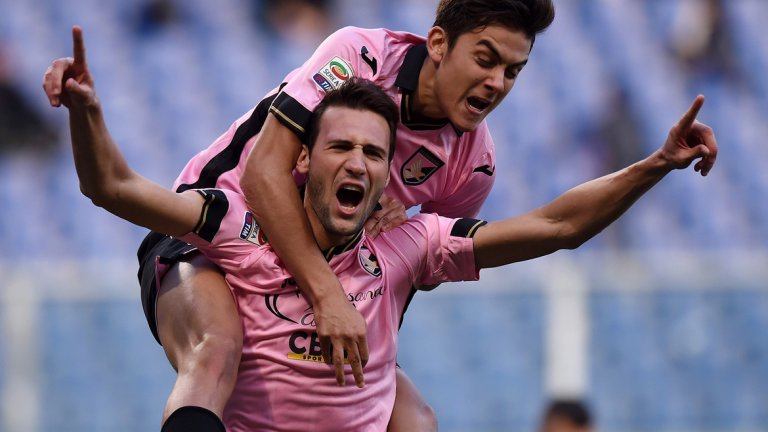 Полузащитник: Франко Васкес
Най-скоро продаденият в тази въображаема 11-орка. Халфът пристигна в Палермо през януари 2012-а от аржентинския Белграно срещу 4,5 млн. евро. Изигра 109 мача с розовия екип, вкарвайки 22 гола и доставяйки още толкова асистенции. През лятото на 2016-а бе продаден в Севиля срещу 14,25 млн.