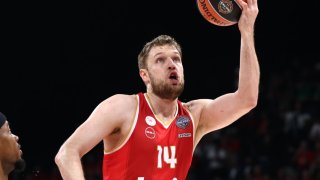 Резултатен Везенков не стигна на Олимпиакос срещу Барса