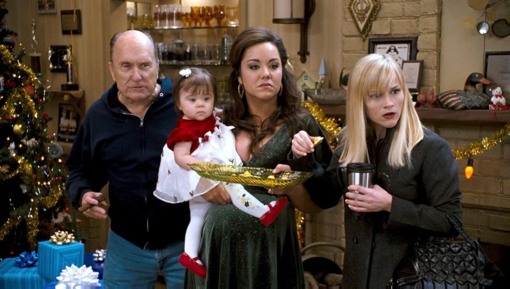 \"Четири Коледи\" (Four Christmases, 2008)
Рийз Уидърспуун и Винс Вон играят герои, които живеят на семейни начала и практиката е да отиват на екзотична ваканция всяка Коледа. Досадните срещи с роднините не могат да бъдат изтърпяни. Но една Колед