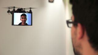 дрон, технологии