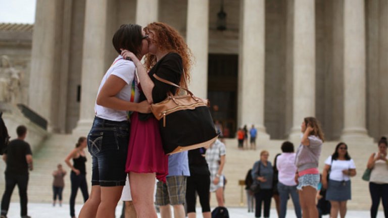 „Европейски" си значи „еврогейски"...давай мусаката, Стефке!"