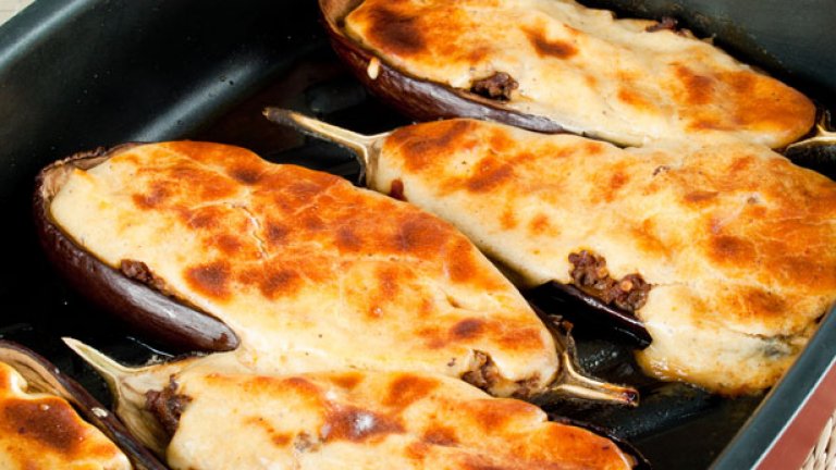 Патладжани с кайма и бешамел