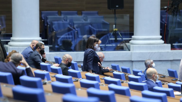 Искането на БСП за изслушване на премиера в Народното събрание беше отхвърлено