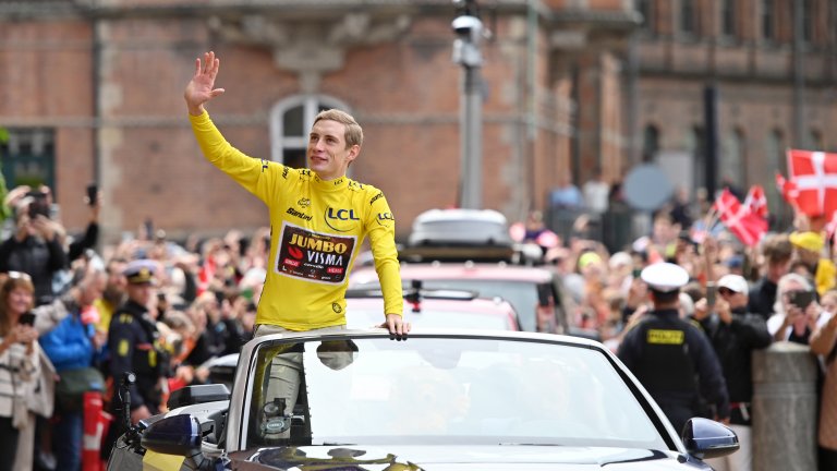 Как Ерик тен Хаг помогна на Йонас Вингегор да спечели "Тур дьо Франс"