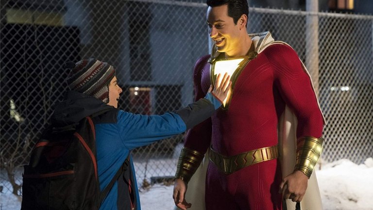 Shazam! 
Премиерна дата: 5 април 
С участието на: Закари Леви, Марк Стронг
Главният герой тук е момчето Били Батсън, който след една неочаквана среща получава неописуем подарък - каже ли думата "Шазам", той се превръща в зряла и мускулеста своя версия със специални сили (в ролята е Закари Леви от сериала "Чък"). Докато се радва на сбъдната мечта на всяко хлапе да е супергерой, Шазам ще трябва да използва новите си сили, за да се справи със злия д-р Тадеус Сивана.
Филмът е базиран на комикси на DC, т.е. Шазам е част от една вселена с Батман, Супермен, Жената чудо и Аквамен. Ясно обаче личи, че ще има по-комедийна атмосфера и (вероятно) ще е сред комикс-филмите, които са най-подходящи за деца. Интересното около този филм е, че Дуейн "Скалата" Джонсън трябваше да играе друг популярен злодей от комиксите за "Шазам" - Black Adam, но впоследствие беше решено на него да посветят отделен филм, защото... Скалата.