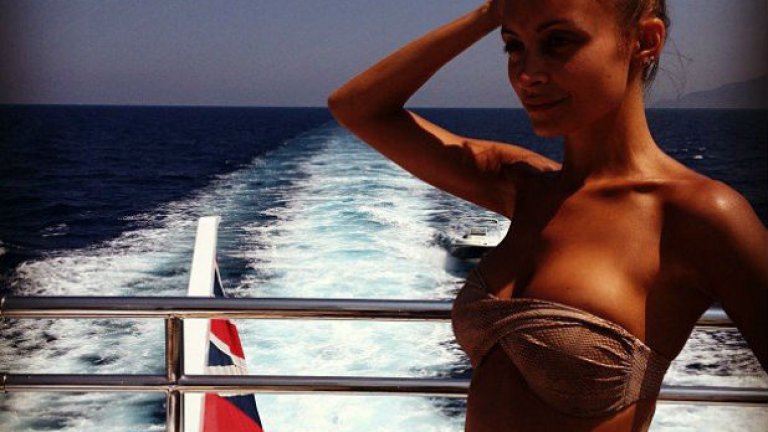 Прелестната Никол Ричи