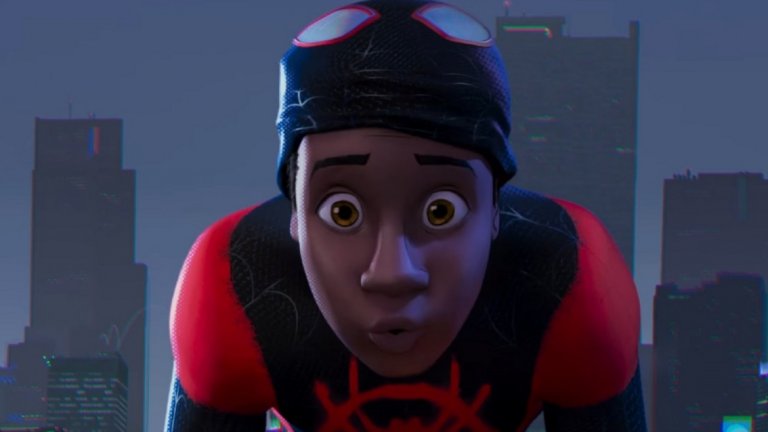 8. Spider-Man: Into The Spider-Verse (14 декември)
Вече ви разказахме за Sony и правата за Спайдър-мен. Това тук е друг любопитен пример – пълнометражен анимационен филм, който няма общо с вселената на Marvel, и разказва за "другия" Спайдър-мен – чернокожия тийнейджър Майлс Моралес. Политкоректност и точене на парите на зрителите в едно! Добрите новини са, че в комиксите Майлс е доста приличен персонаж, а героите във филма ще бъдат озвучени от актьори като Лийв Шрайбър и Махершала Али. "Into The Spider-Verse" едва ли е най-очакваният комикс-филм на годината, но при успех, той може да тласне жанра към повече анимационни адаптации на голям екран.