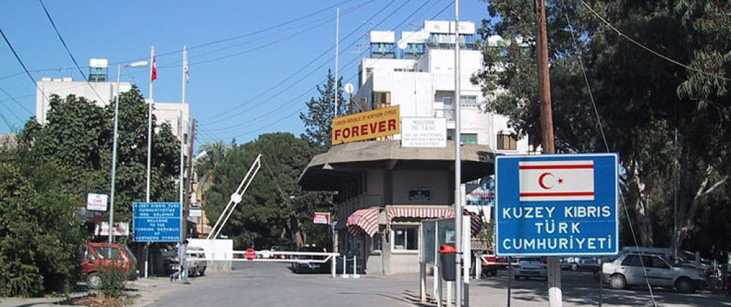 809px-TRNC_border