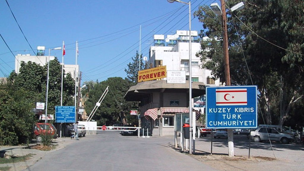809px-TRNC_border