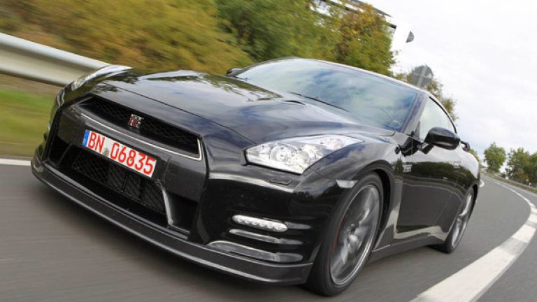 Външният вид на GT-R почти не се е променил