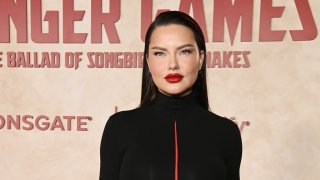 Адриана Лима отрича да има пластични операции