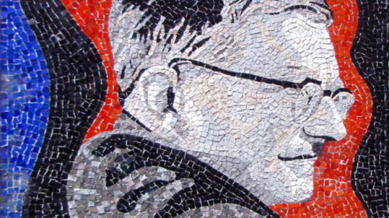 Портрет на композитора Дмитрий Шостакович (1906 - 1975). Създаден около 1971-ва