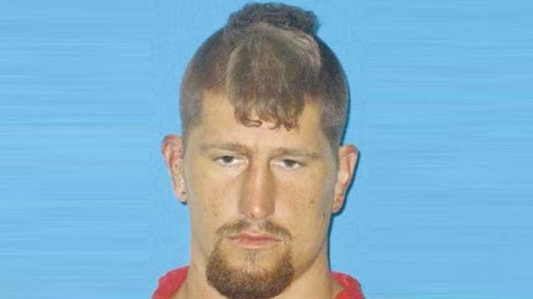 ММА психарят, който изтръгна сърцето и езика на спаринг партньора си